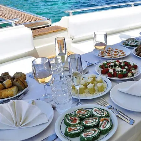 Yacht Experience