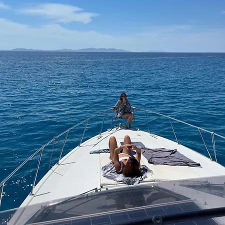 Yacht Experience *