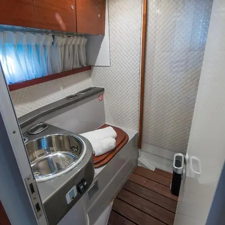 Yacht Experience Bateau-hôtel